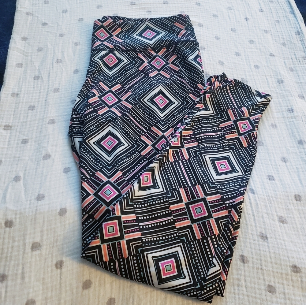Tights/ Leggings with Geometric Pattern. EUC.